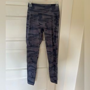 Alaphalete surface leggings